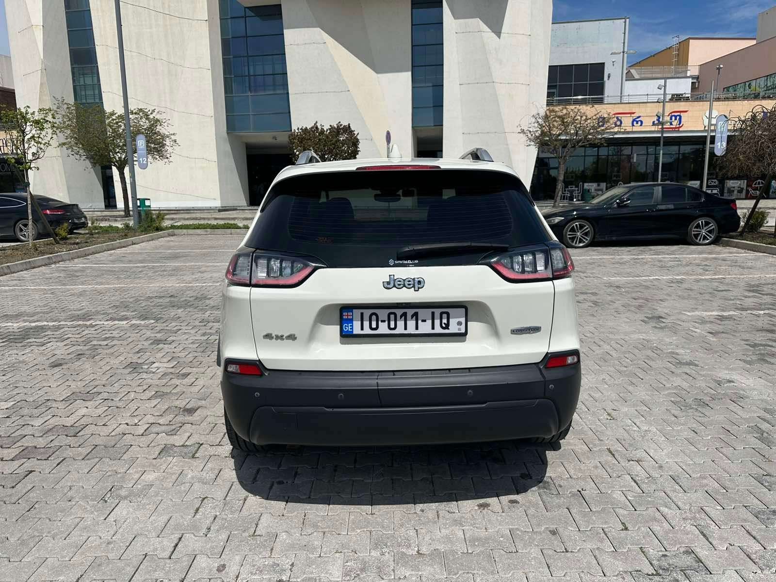 Jeep-Compass 4