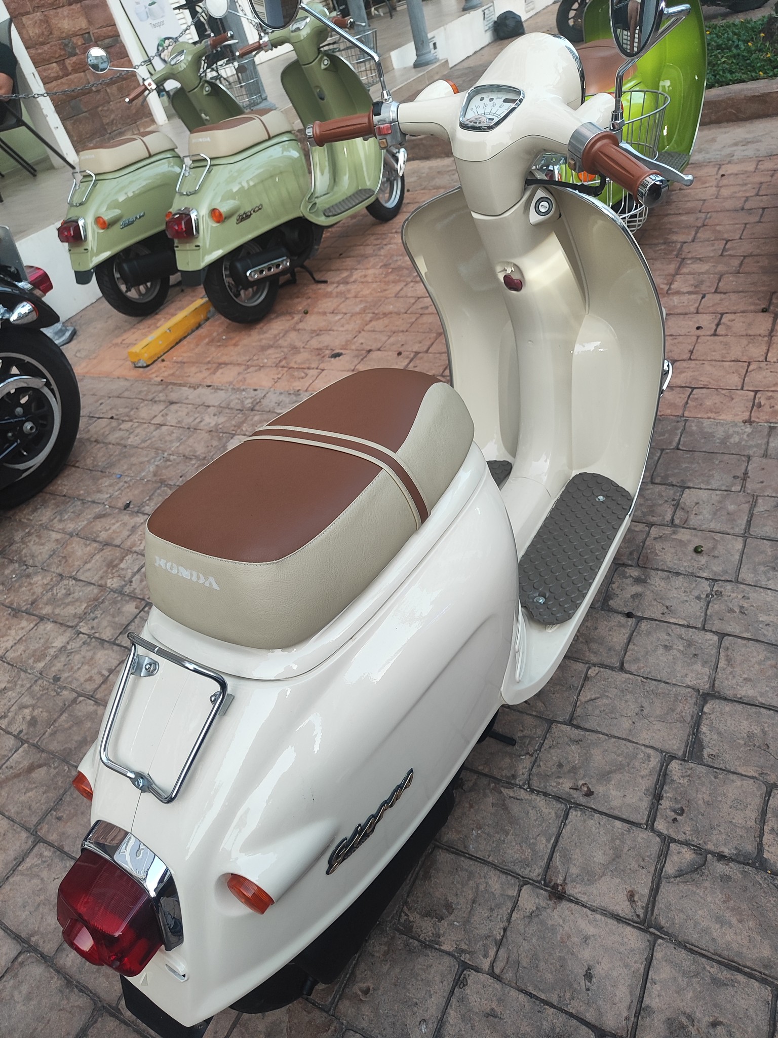 Honda Giorno, 1995 6