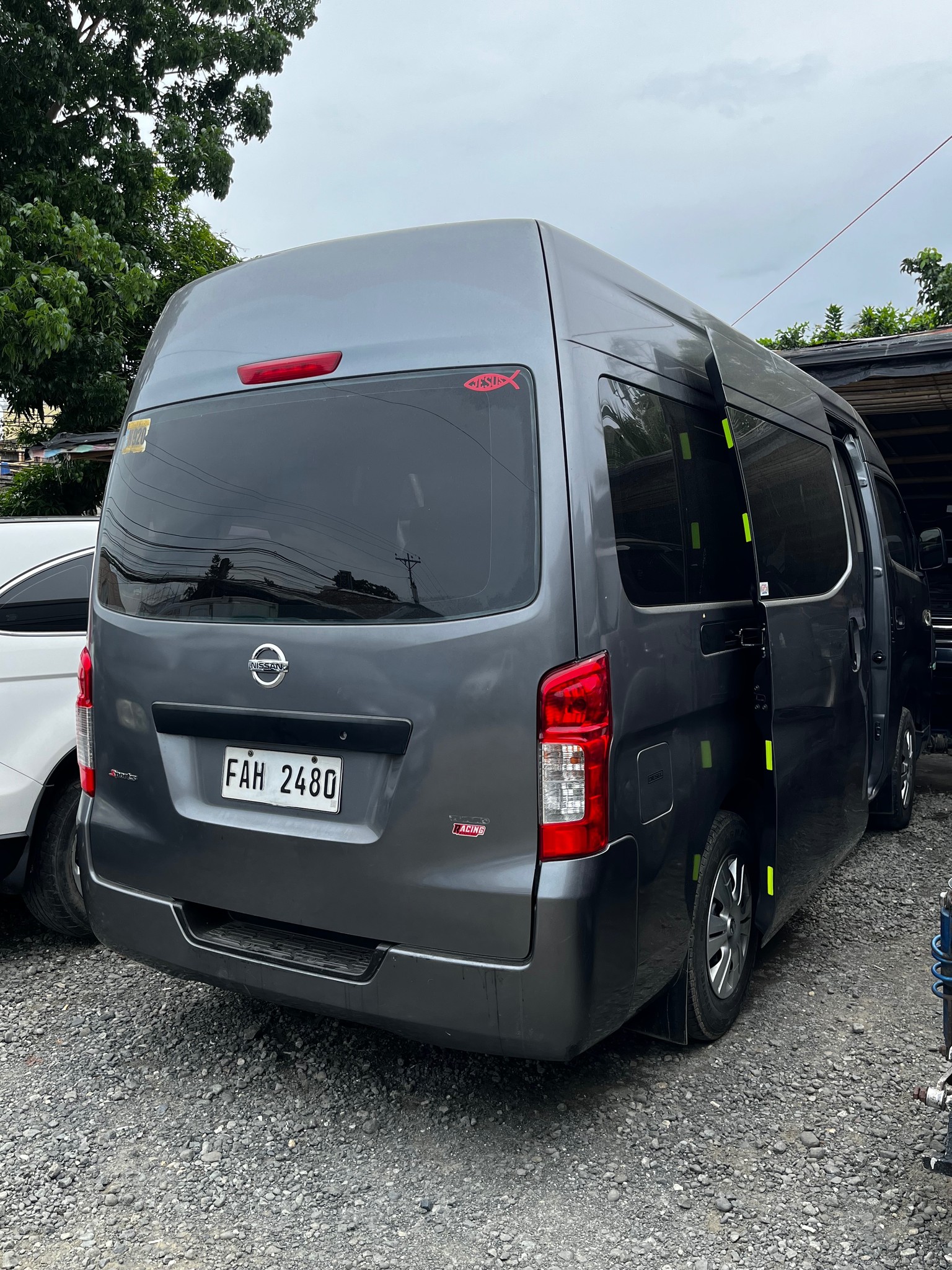 Nissan NV350 High Roof Cargo Van, 2018 — photo 3