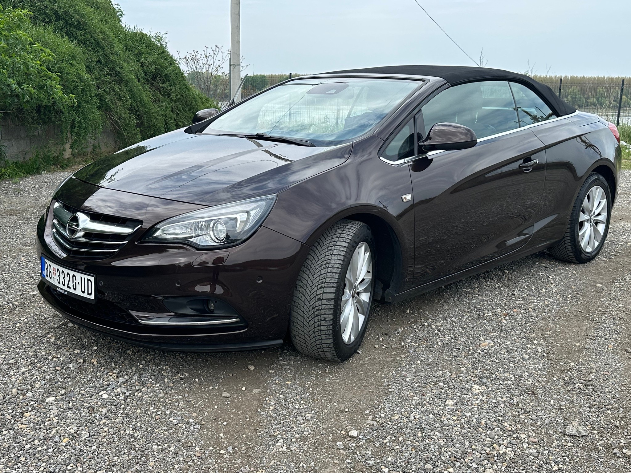 Opel-Cascada — photo 5