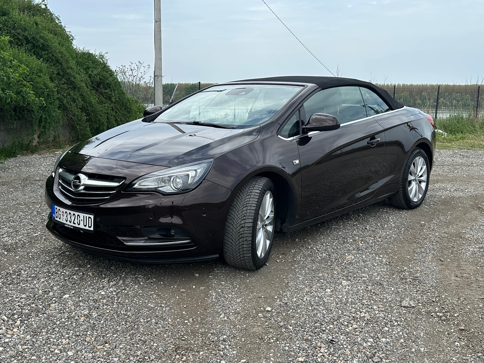 Opel-Cascada — photo 4