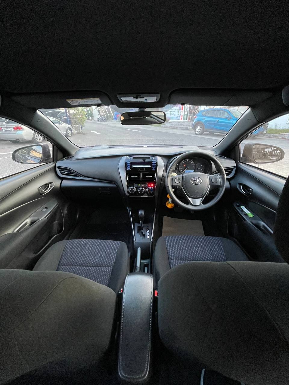 Toyota Yaris 2023/24 8