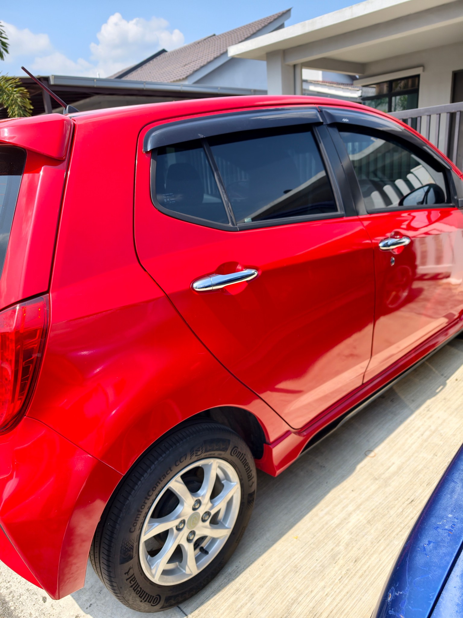 Perodua-Axia — photo 4