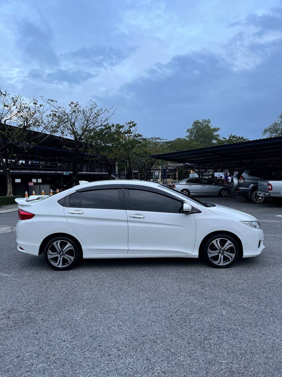 Honda City 2018 — photo 3