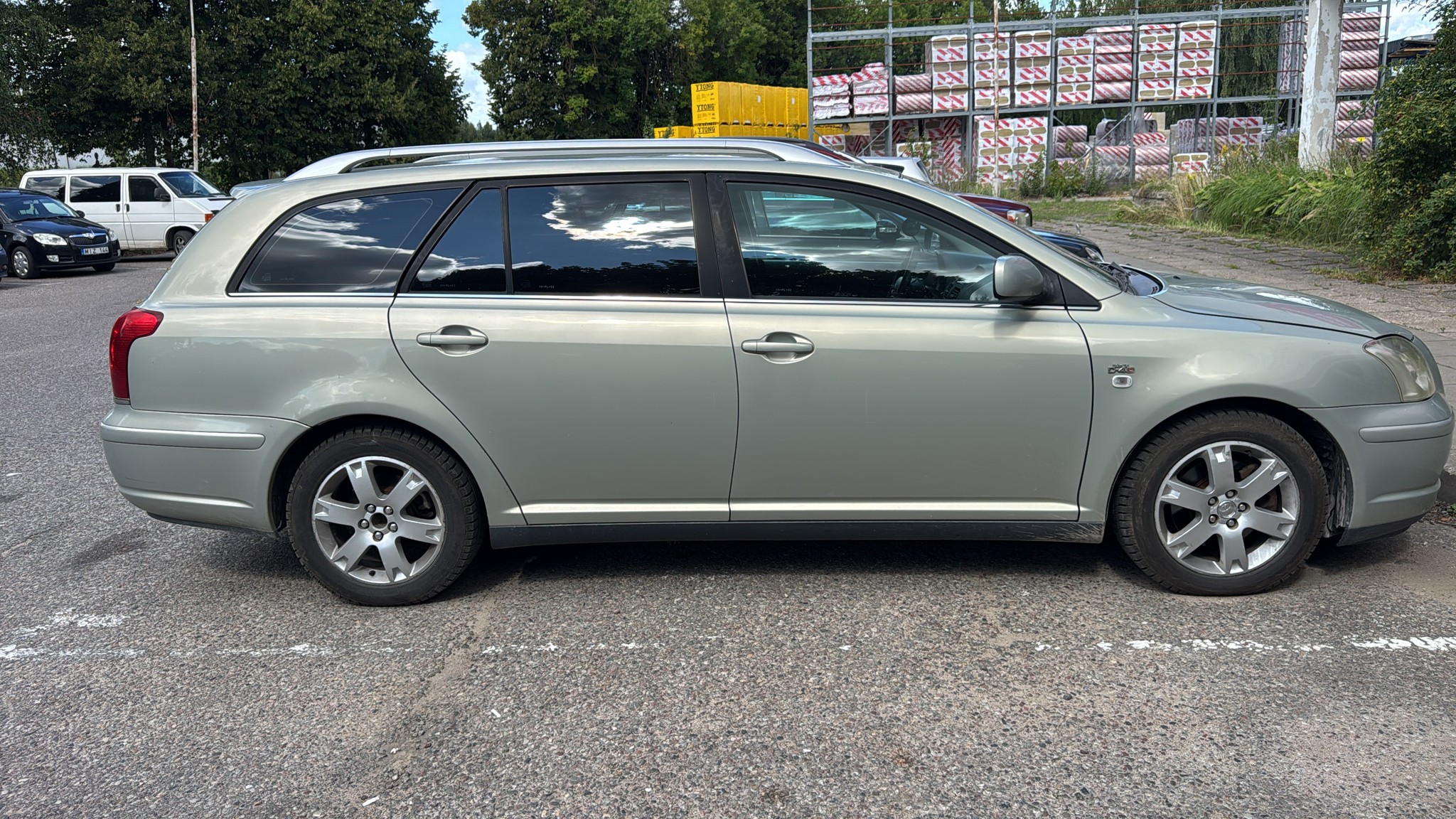 Toyota-Avensis 8